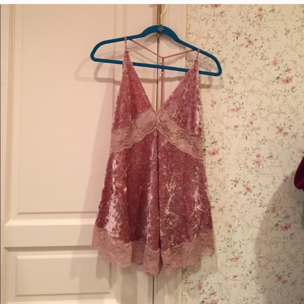 Free people crushed velvet tank
